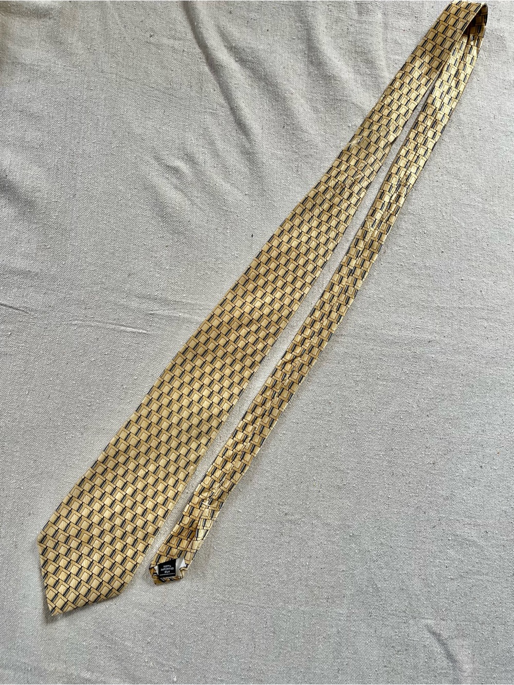 2/$20 Arrow Men’s Patterned Silk Tie